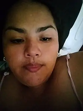 MiaBloom0 webcam