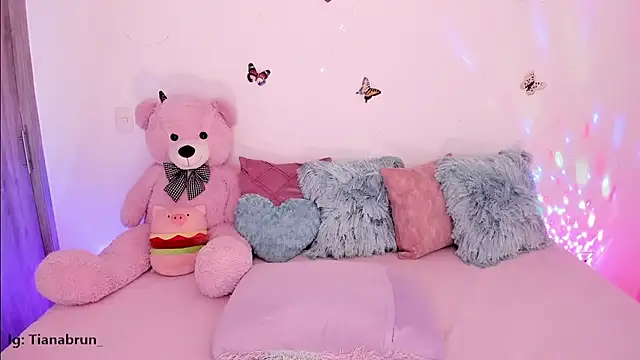 Zara_uwu_ webcam
