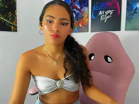 Evelin_shy webcam