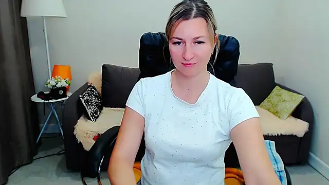 Incredible_Ariela webcam