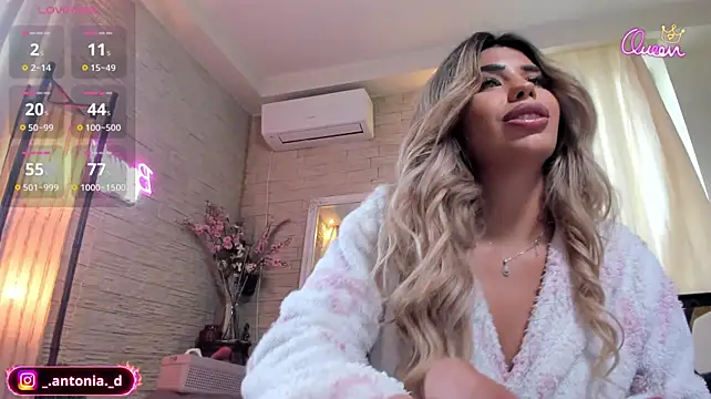 Bella_Posh webcam