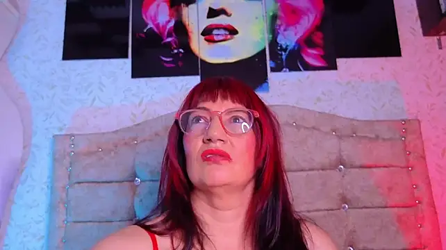 adalya_y live cam preview