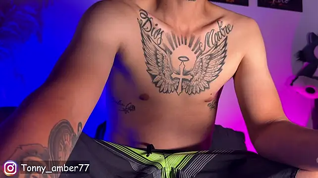 77_Tonny webcam