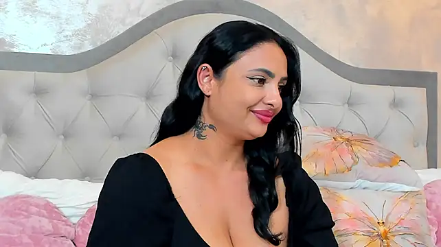 Bianca_Vale webcam