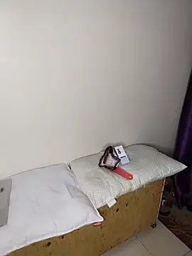 naughty_amber5 webcam