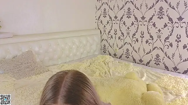 GirlMathExpert webcam