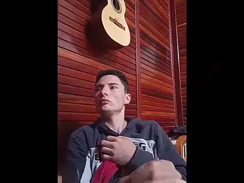 Kelvininacio123 webcam