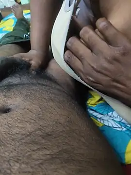 Aamiabdumallu webcam