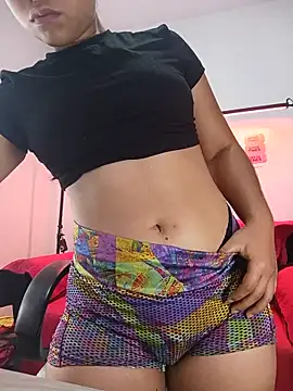 cloy_baby__ webcam