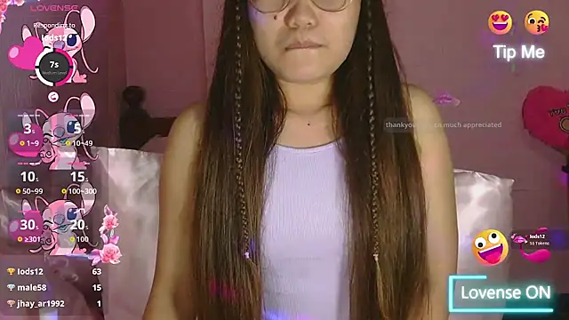 HornyAsian4uxx webcam