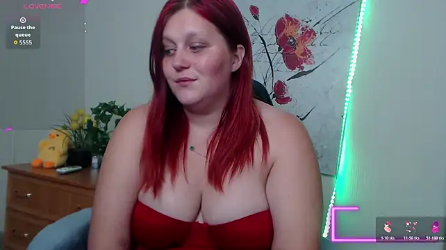 Alisawoods_ webcam