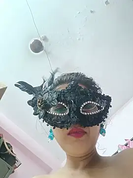 thanusi_2 webcam
