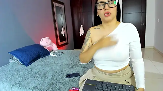 marianaandvalen webcam