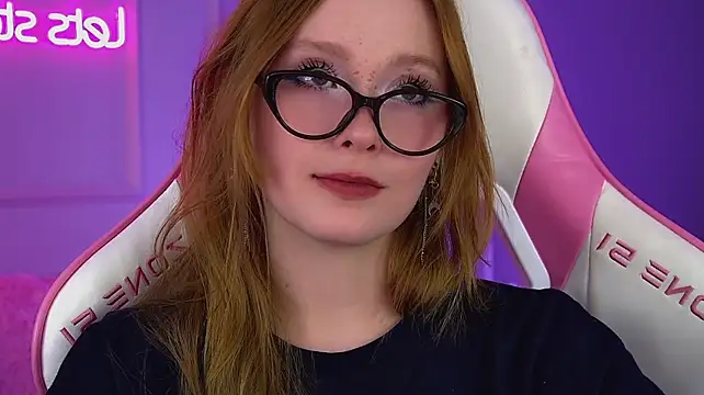 AgataFoxley webcam
