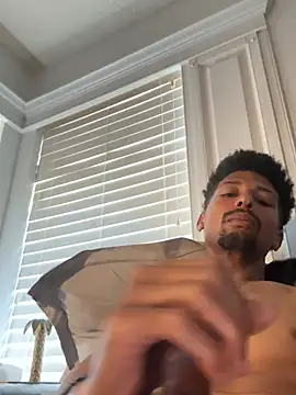 BigPrettyDick777 webcam