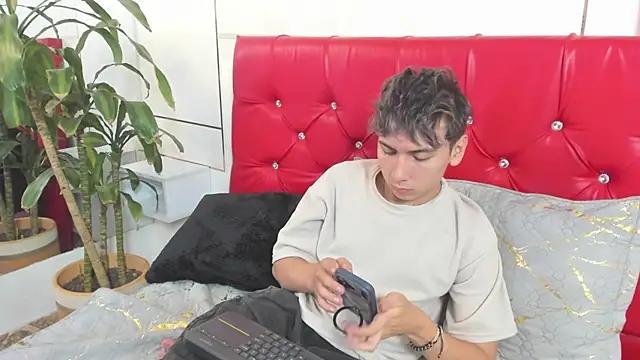 Damon_wolfe webcam
