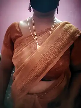 Tamil_Anudhiya webcam
