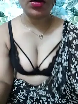 Hotty_Anvi_1 webcam
