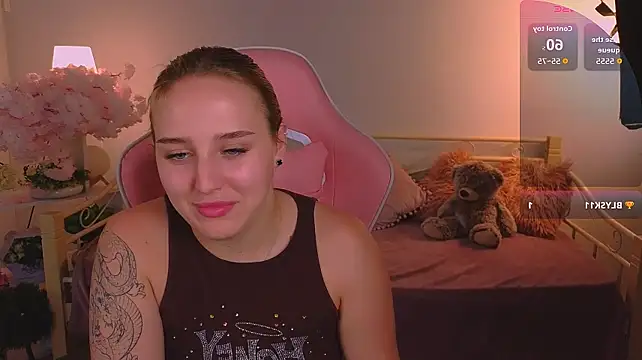 Kara__Moor webcam