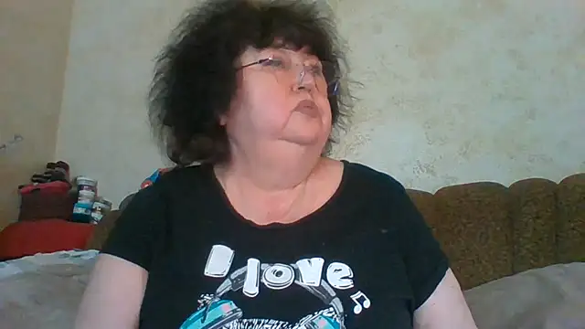 MilaSky5303 live cam on StripChat