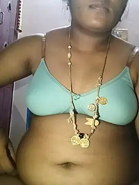 tamil_swathii live cam on StripChat