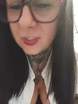 Your_DirtyDoll webcam