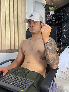 Alexander_ferre webcam