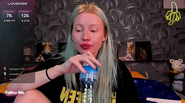 Lillie_Berry webcam