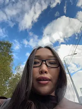 trytomakememoam webcam