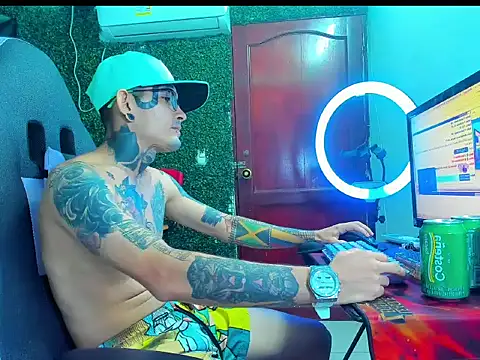 Boy_tatto77 webcam