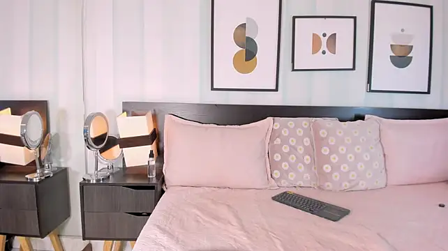 Lexis_Walker webcam
