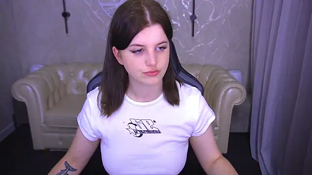 KristiFoxy webcam