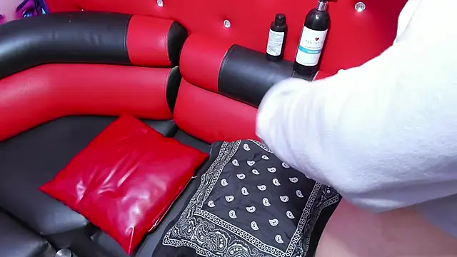 Fucking_pleasure webcam