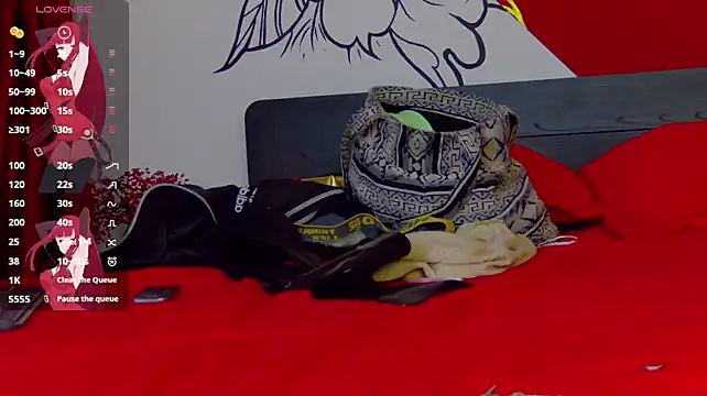 maxi_max0 live cam on StripChat