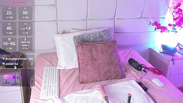 NickyMonteero webcam
