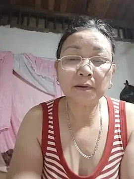 Lena_9x webcam
