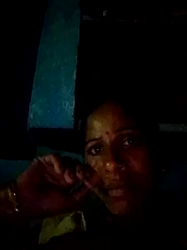 Anika_sharmaa webcam