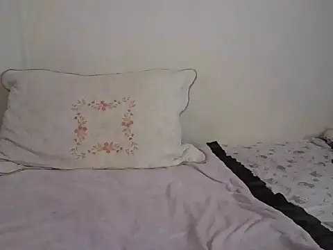 Newbird69 webcam