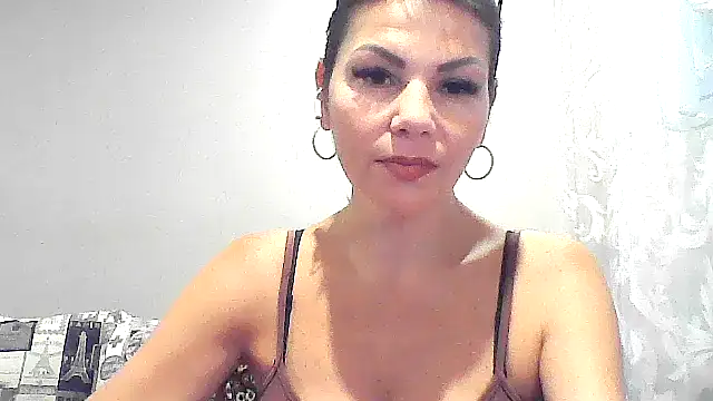 LyaIcyQ webcam