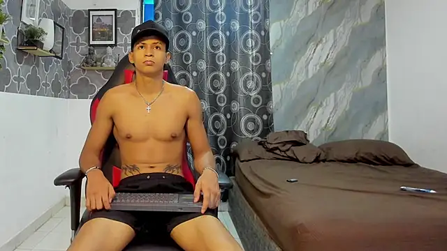 damon_parker webcam