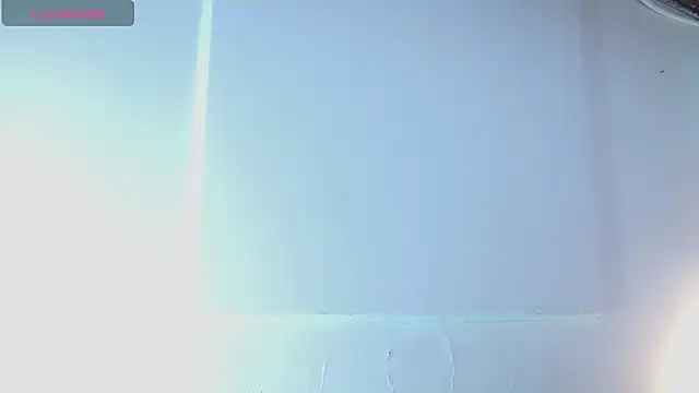 alilitbloommar webcam
