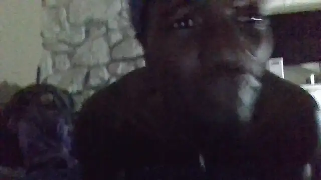 Shawtyblaque21 live on Stripchat