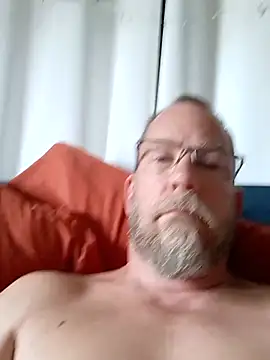 Localboi3 live cam on StripChat