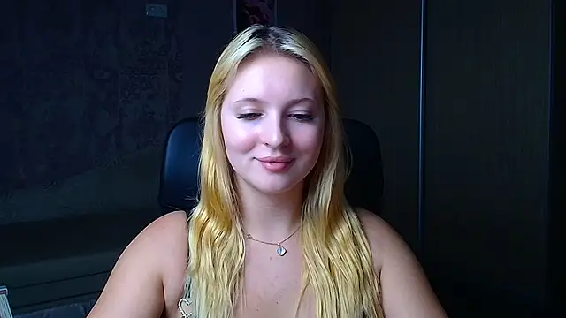 Milka_kiss_ webcam