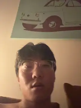YourBadboy718 webcam