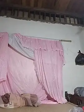 Lena_9x webcam