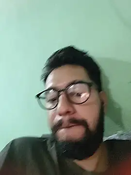 Handsome_guy_ webcam