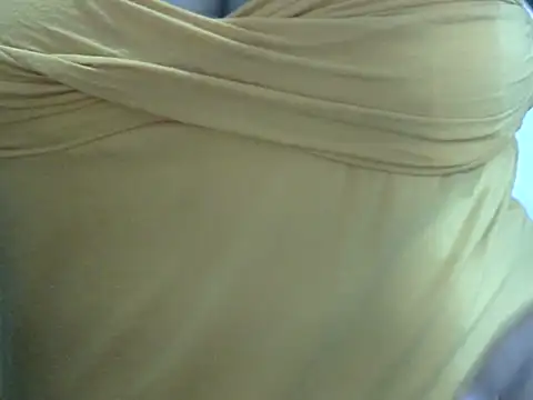 isha_74 webcam