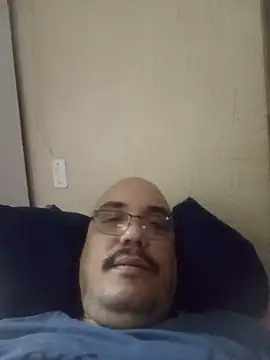 RobertoBuzios22 webcam