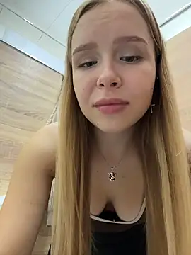 Liza_risky webcam
